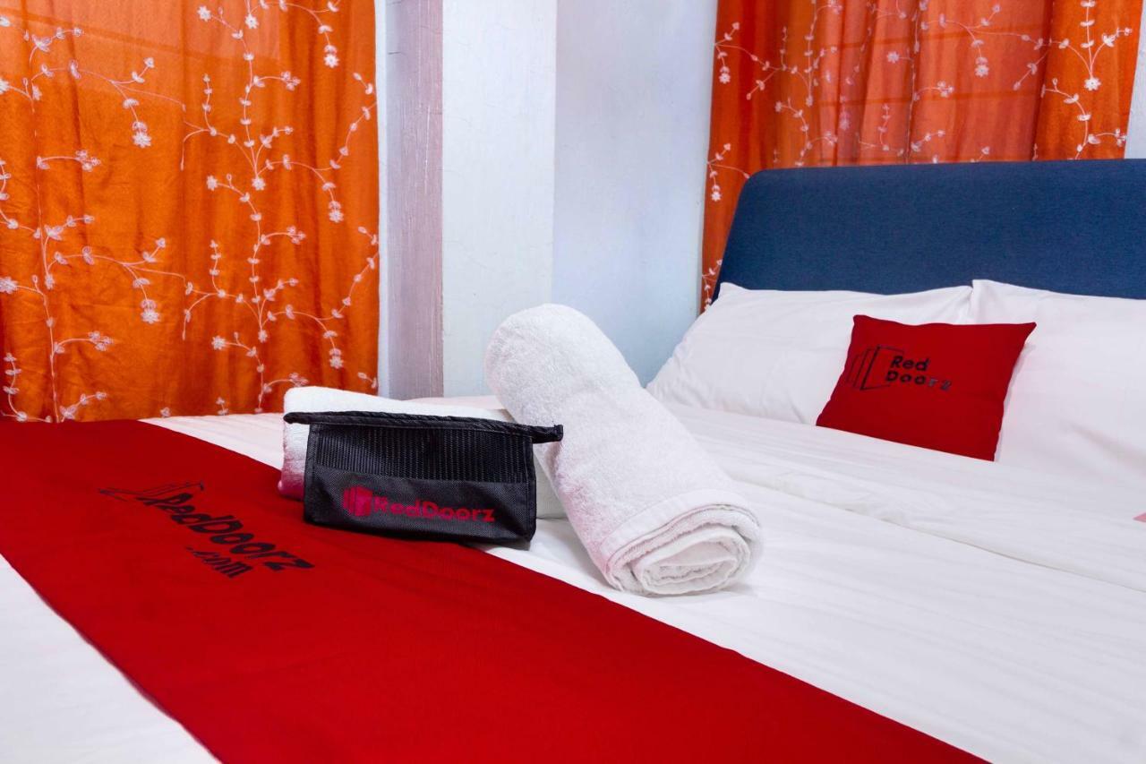 Hotel Reddoorz @ Zapatera Cebu Zewnętrze zdjęcie