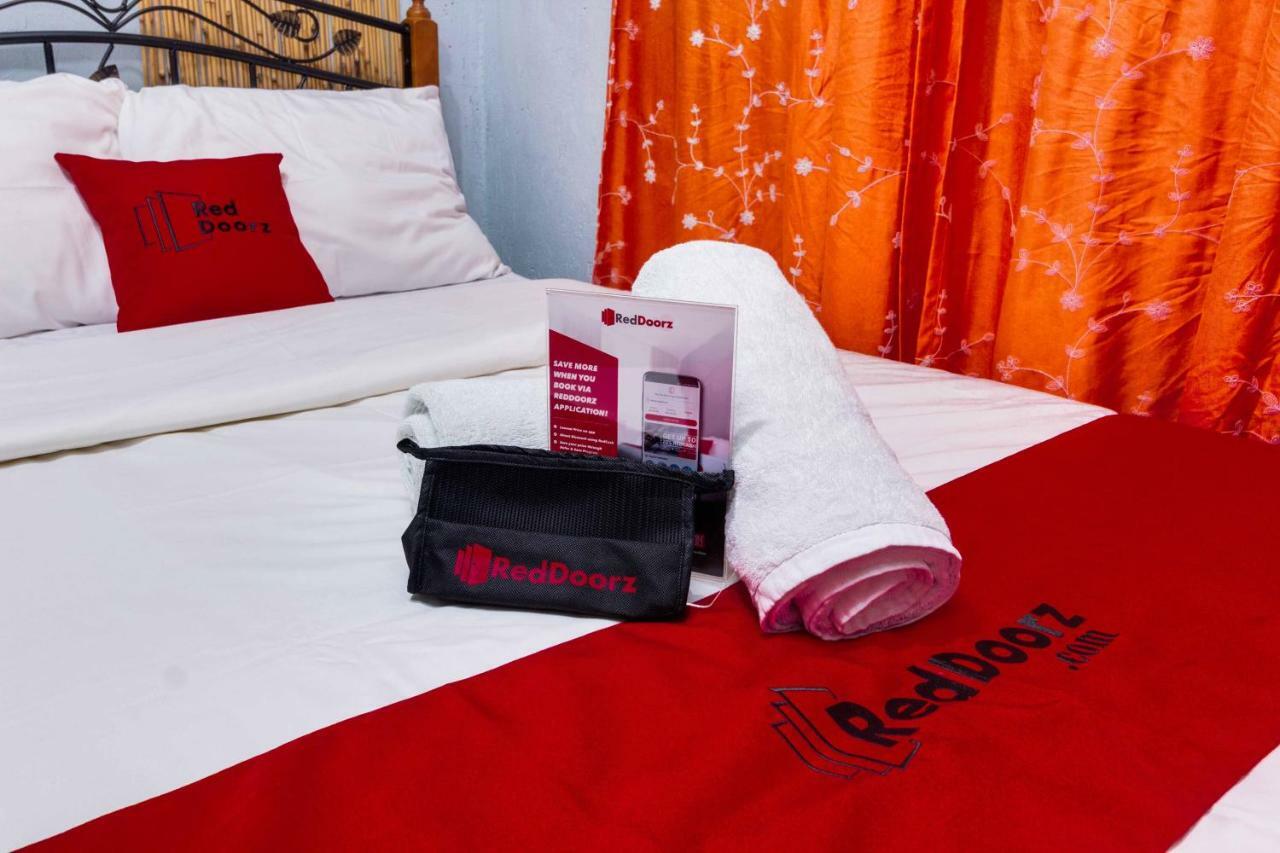 Hotel Reddoorz @ Zapatera Cebu Zewnętrze zdjęcie